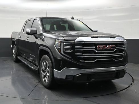 Used 2024 GMC Sierra 1500 SLT w/ SLT Premium Plus Package RWD image 7