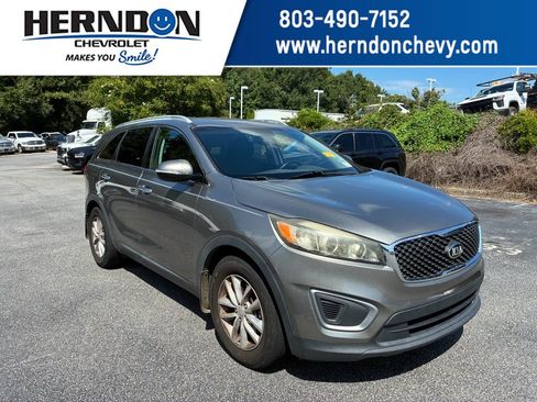 Used 2016 Kia Sorento LX w/ LX Convenience Package FWD image 1