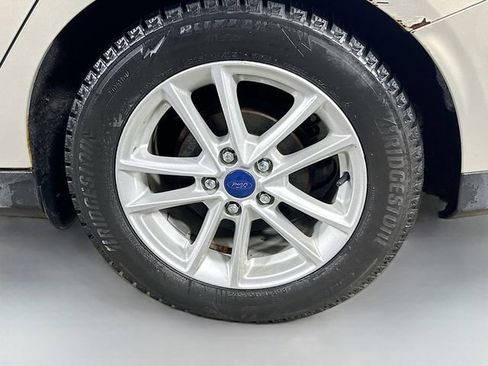 Used 2015 Ford Focus SE image 27