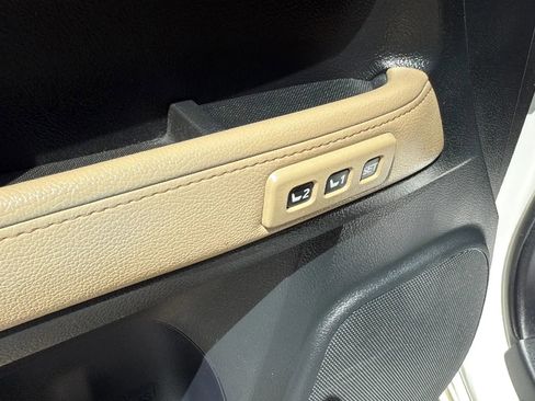 Used 2016 Toyota 4Runner Limited RWD image 21