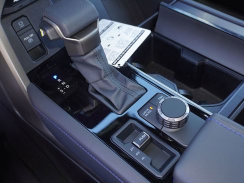 New 2026 Toyota Sequoia Platinum AWD/4WD image 18