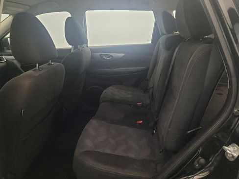 Used 2015 Nissan Rogue S AWD/4WD image 18