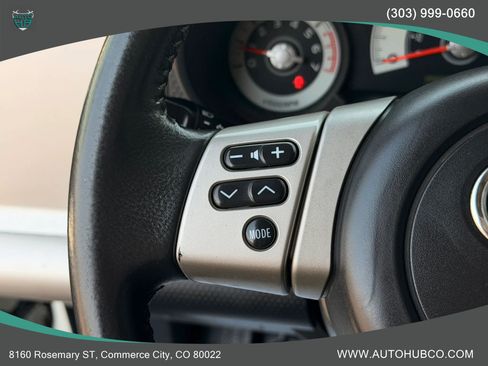 Used 2013 Toyota FJ Cruiser 4WD w/ Upgrade Pkg image 16