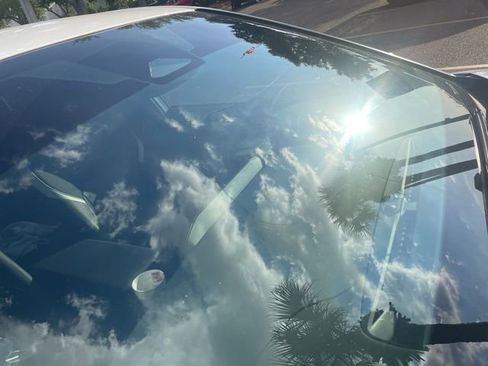 Used 2025 Toyota Camry SE FWD image 3