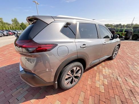 Used 2022 Nissan Rogue SV w/ SV Premium Package AWD/4WD image 35