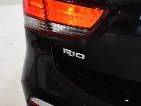 Used 2023 Kia Rio LX image 28