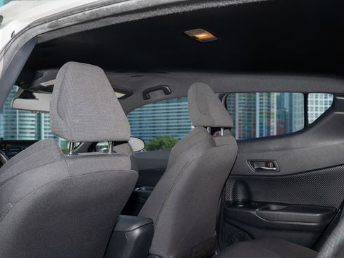 Used 2019 Toyota C-HR LE image 17