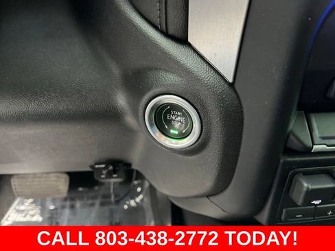 Used 2021 GMC Sierra 1500 SLT w/ SLT Premium Package AWD/4WD image 23