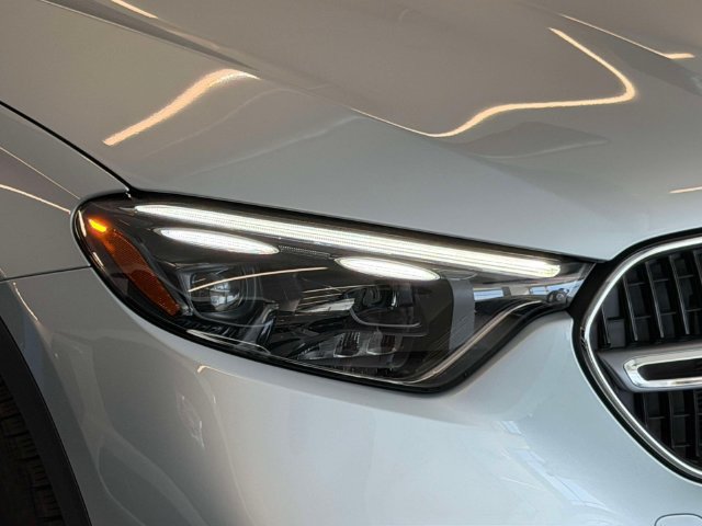 Certified 2024 Mercedes-Benz GLC 300 4MATIC image 9