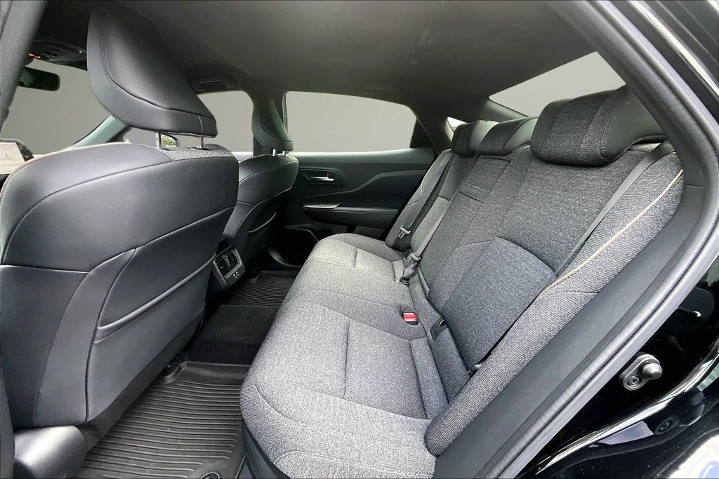 Used 2023 Toyota Crown AWD/4WD image 23