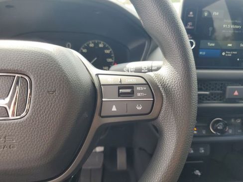 New 2026 Honda HR-V LX image 17