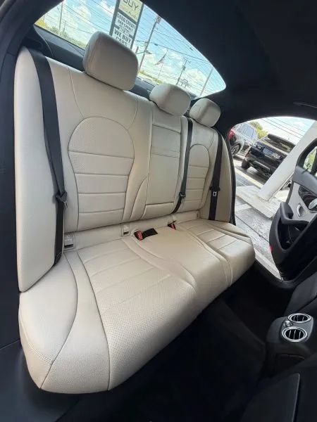 Used 2020 Mercedes-Benz C 300 Sedan image 23
