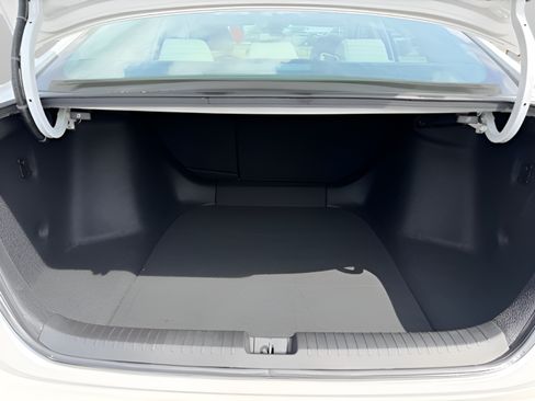 Certified 2023 Honda Accord EX image 26