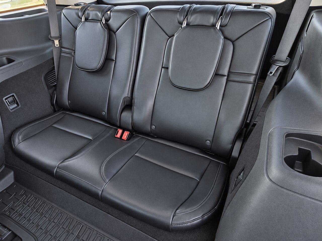 Used 2025 Lincoln Aviator AWD image 28