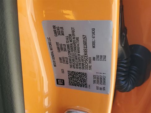 New 2025 Chevrolet Colorado LT image 27