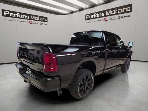 New 2026 RAM 2500 Laramie AWD/4WD image 5
