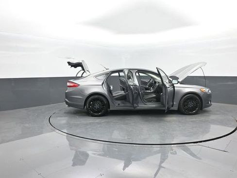 Used 2014 Ford Fusion SE w/ Equipment Group 202A image 37