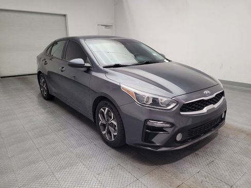 Used 2019 Kia Forte LXS FWD image 13