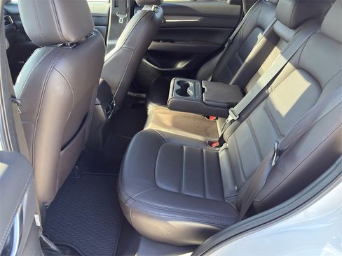 Used 2022 MAZDA CX-5 Signature image 12