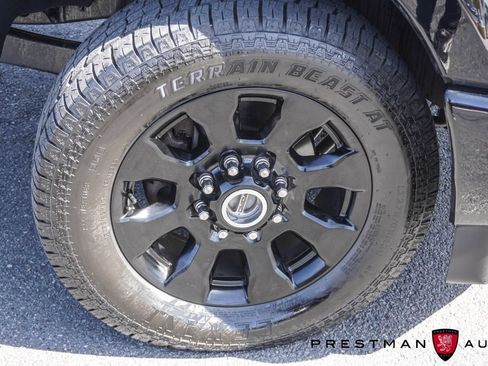 Used 2019 Ford F250 Lariat w/ Lariat Ultimate Package AWD/4WD image 11
