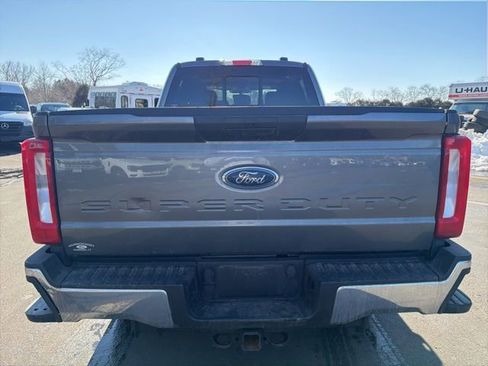 Used 2023 Ford F250 XLT image 6