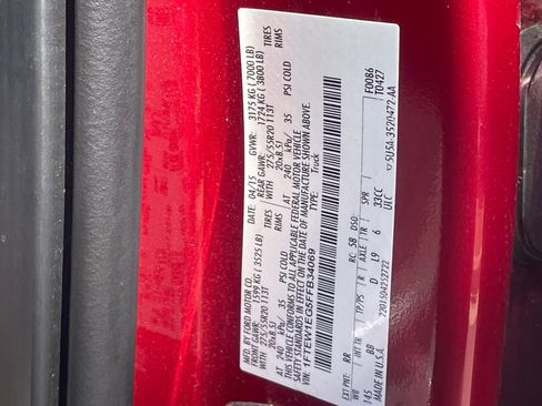 Used 2015 Ford F150 Platinum w/ Equipment Group 701A Luxury image 34