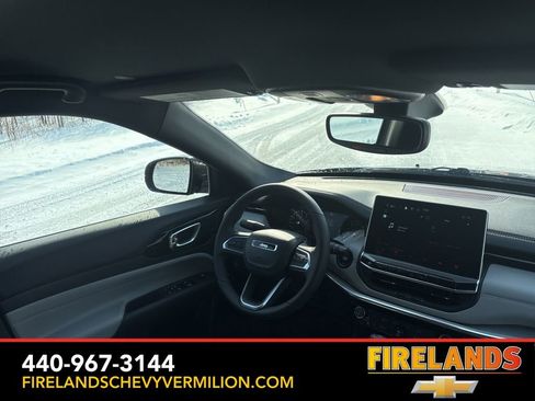 Used 2024 Jeep Compass Limited image 31