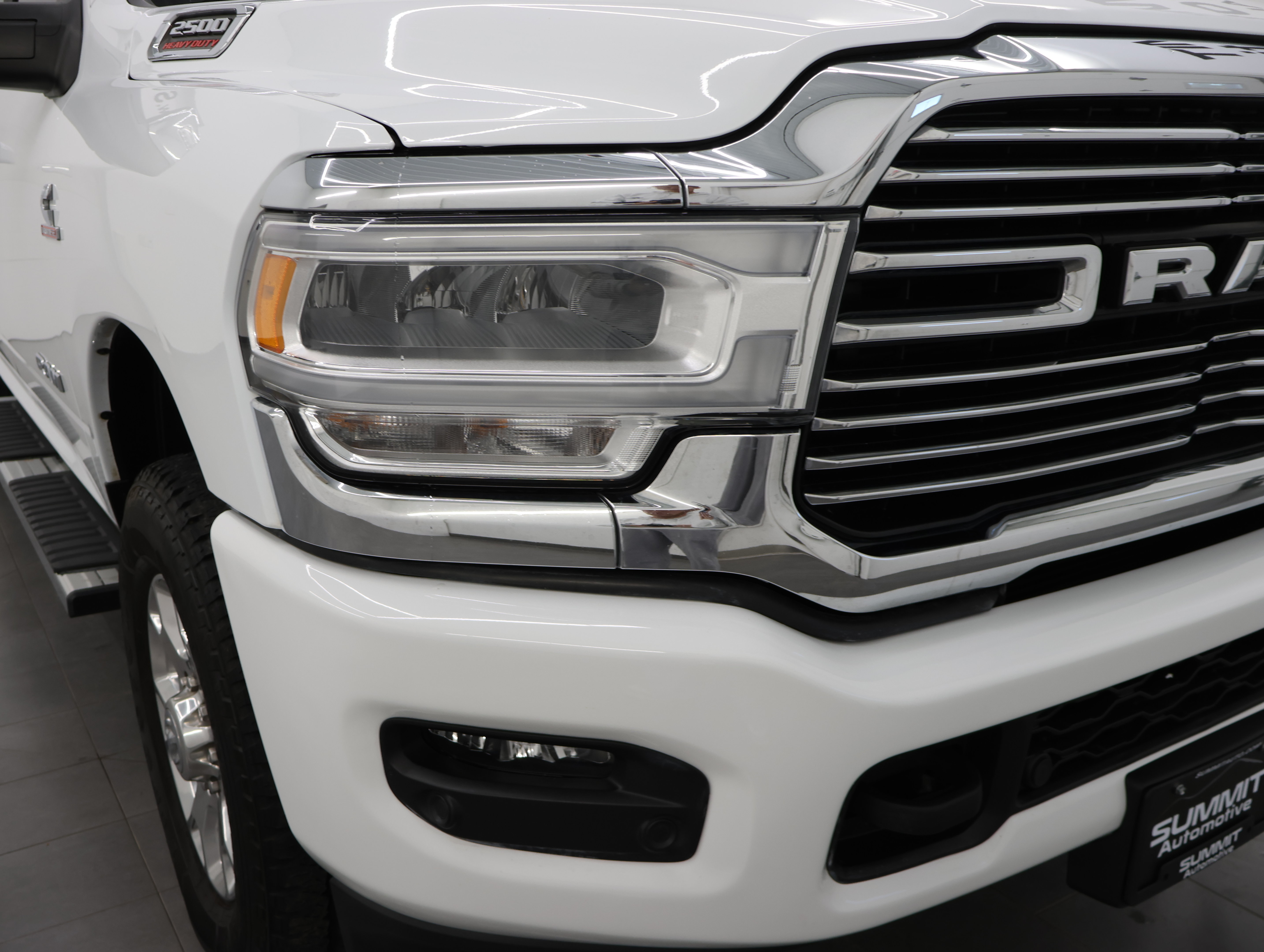 Used 2023 RAM 2500 Laramie AWD/4WD image 21