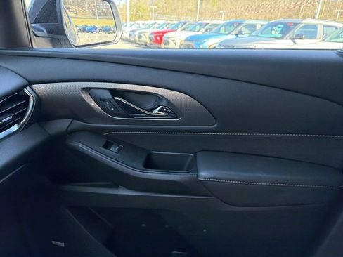 Used 2023 Chevrolet Traverse Premier w/ Redline Edition image 26