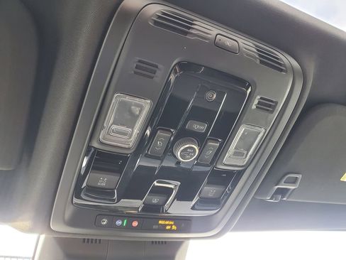 Certified 2025 Cadillac Escalade Sport image 39