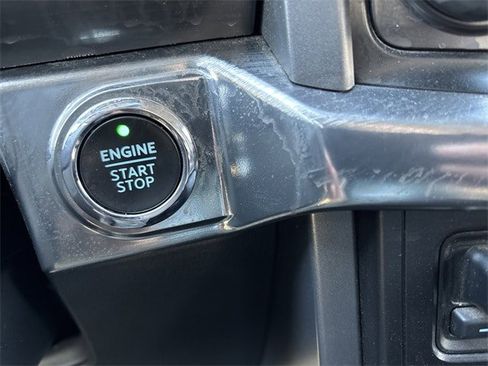 Used 2021 Ford F150 Lariat image 37