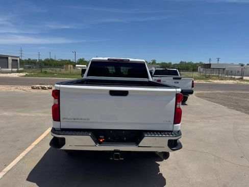 Used 2023 Chevrolet Silverado 2500 LTZ w/ Gooseneck/5TH Wheel Package AWD/4WD image 6