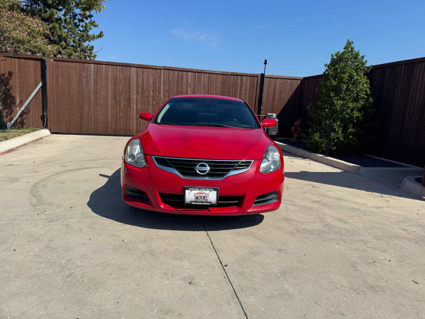 Used 2010 Nissan Altima 2.5 S w/ Convenience Pkg FWD image 1