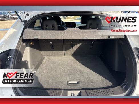 Used 2024 Chevrolet Trax RS w/ Sunroof Package image 42