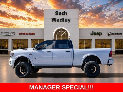 New 2025 RAM 2500 Big Horn AWD/4WD image 4