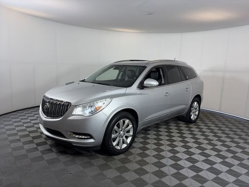 Used 2017 Buick Enclave Premium AWD/4WD image 2