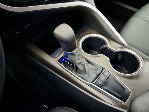 Used 2023 Toyota Camry LE image 16