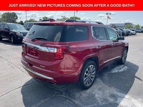Used 2021 GMC Acadia Denali w/ Denali Ultimate Package AWD/4WD image 5