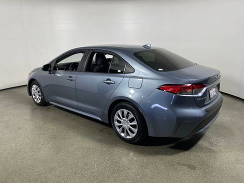 Certified 2020 Toyota Corolla LE FWD image 5