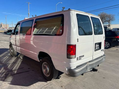 Used 2000 Ford E-250 and Econoline 250 image 5