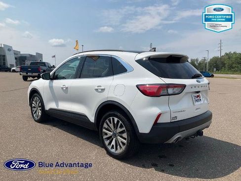 Certified 2022 Ford Escape Titanium w/ Class II Trailer Tow Package AWD/4WD image 26