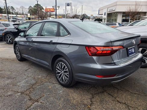 Used 2021 Volkswagen Jetta SE image 6