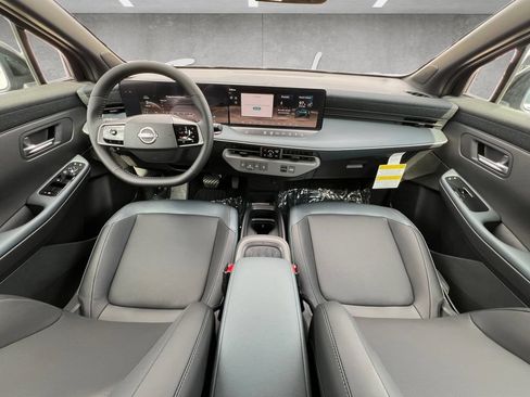 New 2026 Nissan Leaf SV+ w/ Floor Mat Package (SV+) FWD image 21