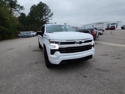 Certified 2024 Chevrolet Silverado 1500 RST w/ Convenience Package II image 9