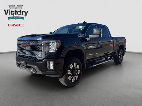 Used 2020 GMC Sierra 2500 Denali w/ Denali Ultimate Package image 3