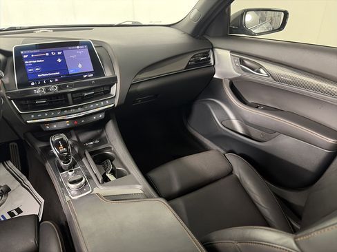Used 2020 Cadillac CT5 Sport image 40