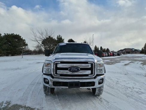 Used 2016 Ford F250 XLT w/ FX4 Off-Road Package image 2