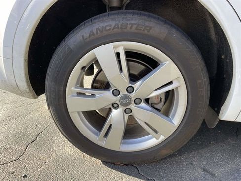 Used 2018 Audi Q5 2.0T Premium Plus w/ Premium Plus Package image 8