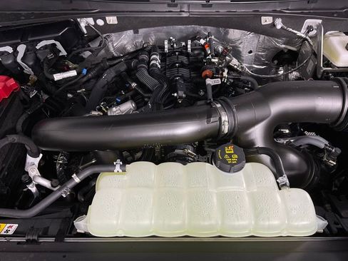 New 2026 Ford Expedition Platinum w/ Stealth Appearance Package image 9