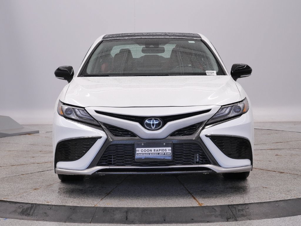Used 2023 Toyota Camry XSE FWD image 11
